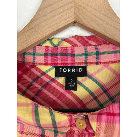 Torrid Lizzie Rayon Twill Button-Up Long Sleeve Shirt Plus Size 2 - Picture 4 of 5